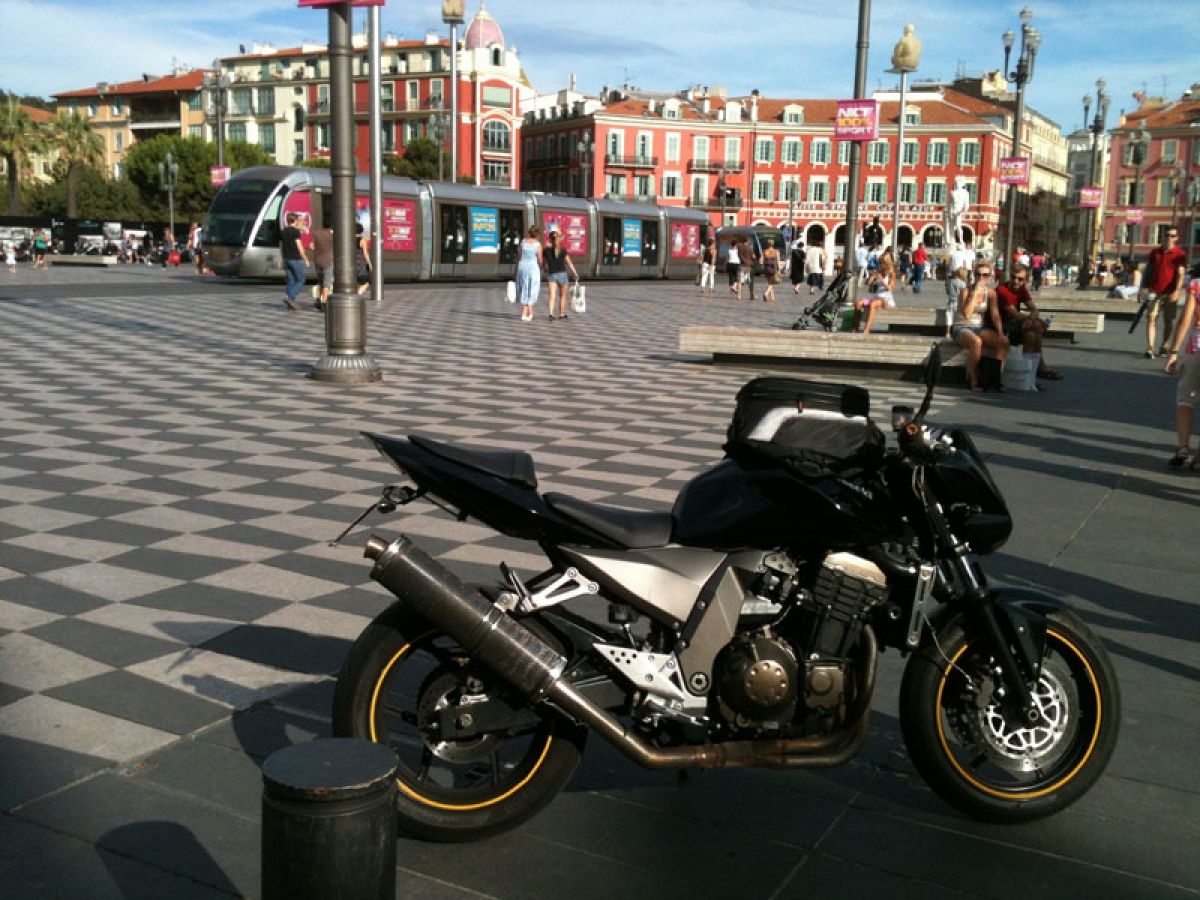 Viaggio in moto in Europa: Tappe in Provenza